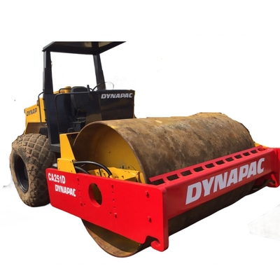 Apparecchiature per macchine pesanti per la costruzione utilizzate Dynapac CA251D Road Roller