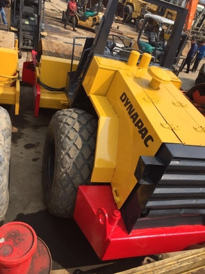 Apparecchiature per macchine pesanti per la costruzione utilizzate Dynapac CA251D Road Roller