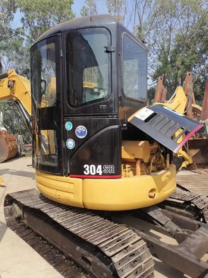 Escavatori CAT 304SR in buone condizioni con scarse ore di lavoro e capacità di 0.1m3