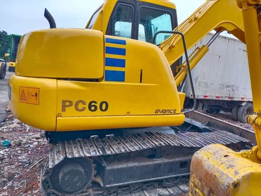 Scavatore Komatsu PC60 in buone condizioni Peso 6000 kg