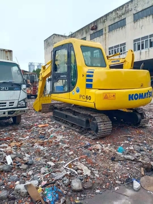 Scavatore Komatsu PC60 in buone condizioni Peso 6000 kg