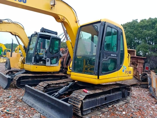 Scavatore Komatsu PC60 in buone condizioni Peso 6000 kg