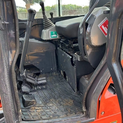 Originale Giappone 3 tonnellate 3,5 tonnellate escavatore Kubota u35 EPA Motore 3500 KG Anno 2021 a Shanghai