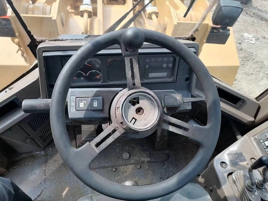 CAT 950F Caricatore di seconda mano in buone condizioni con vernice originale e scarse ore di lavoro
