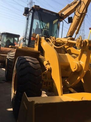 Orari bassi CAT 938G caricatore a ruote in buone condizioni su aziende agricole e di terra