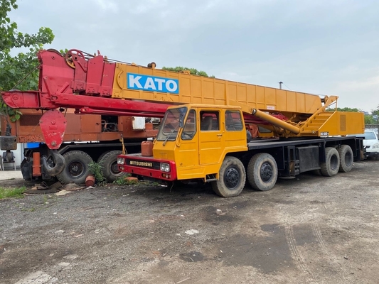 Kato NK-500E gru usata con poche ore di lavoro e in buone condizioni a prezzi accessibili