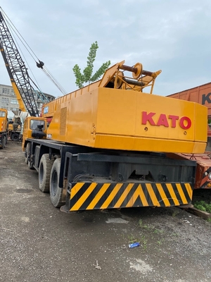 Kato NK-500E gru usata con poche ore di lavoro e in buone condizioni a prezzi accessibili