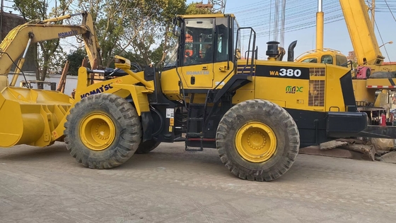 Buone condizioni Komatsu WA380 caricatore usato escavatore caricatore a pagamento colore originale