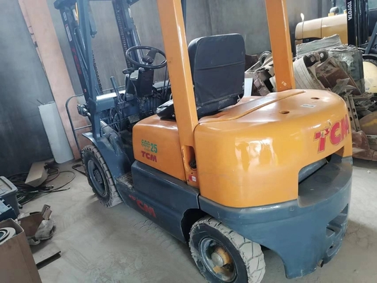 TCM 25 carrello elevatore usato in buone condizioni Inclusa la pompa idraulica Liyuan