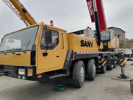 Granata da 100 tonnellate SANY STC1000 con vernice originale e motore EPA in buone condizioni