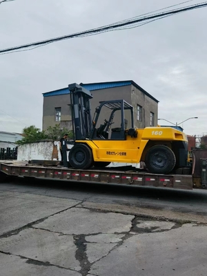 TCM FD16ton forklift quasi giapponese originale con motore EPA e lunghe ore di lavoro