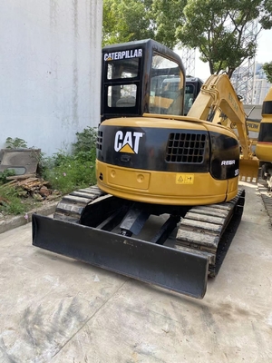 Miniescavatore usato CAT305 con peso operativo di 0,8 TON e sistema idraulico