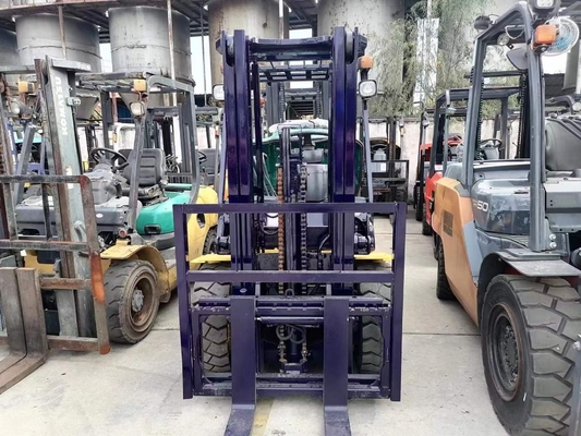 2023 Motore diesel giapponese camion elevatore Komatsu FD30-14 3TON in buone condizioni