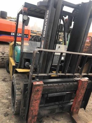 Max. carico di sollevamento 5TON motore diesel usato sollevamento di pallet idraulici carrello elevatore Komatsu FD50