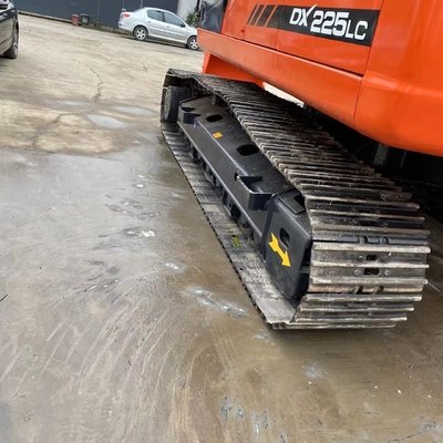 Alta efficienza operativa utilizzata Doosan DX225LC Digger Vernice originale Giappone dal Giappone