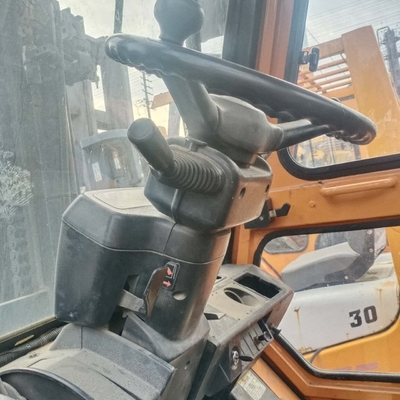 Camione elevatore a forcella con motore diesel da 5 tonnellate TOYOTA 50 per il sollevamento di container in magazzino