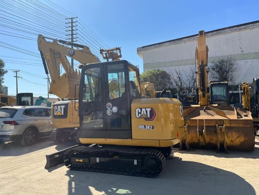 Alta efficienza operativa 5.5 tonnellate Used Diesel Digger 305.5E2 con vernice originale giapponese