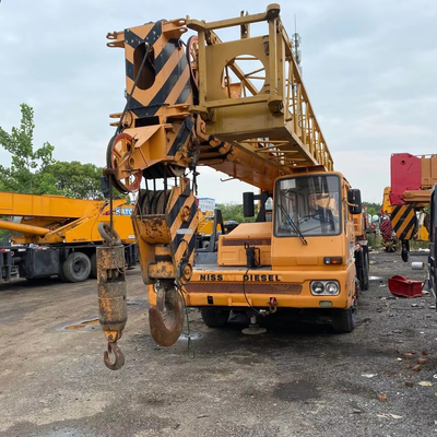 TADANO attrezzature di sollevamento gru a Shanghai Max. carico di sollevamento 50TON