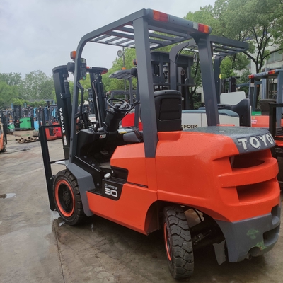 3000 KG Anno 2023 TOYOTA Giappone FDZN30 3 tonnellate carrello elevatore di palette diesel
