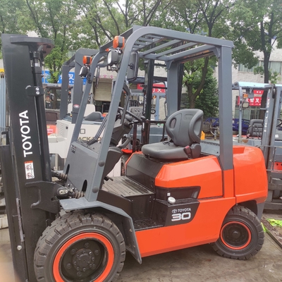 3000 KG Anno 2023 TOYOTA Giappone FDZN30 3 tonnellate carrello elevatore di palette diesel