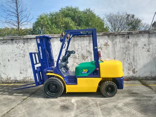 KOMATSU FD30 3 tonnellate carrello elevatore mini pallet per contenitori per magazzini