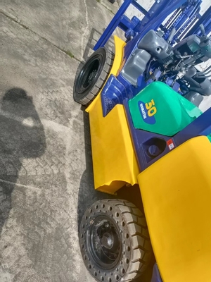 KOMATSU FD30 3 tonnellate carrello elevatore mini pallet per contenitori per magazzini