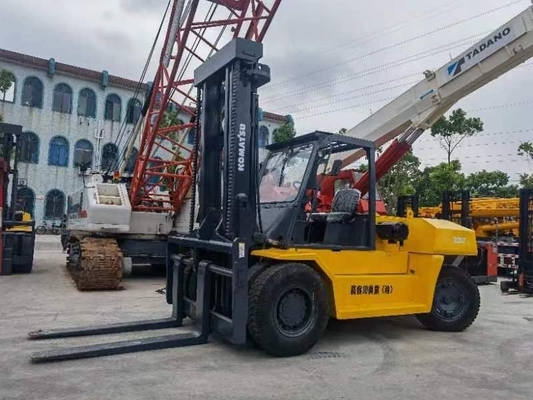 Camionetto container KOMATSU FD160 16TON usato in ottime condizioni di lavoro