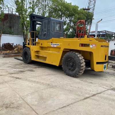 Motore diesel carrello elevatore pesante FD300 30 tonnellate Giappone macchina originale container idraulico pallet lifting truck