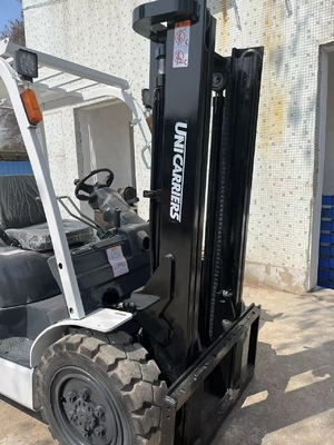 TCM FD30 Motore diesel da 3 tonnellate per carrelli da pallet per container di magazzino