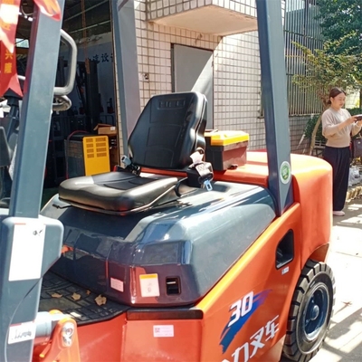 Originale HELI CPCD30 Tre tonnellate di carrello elevatore diesel in perfette condizioni di lavoro