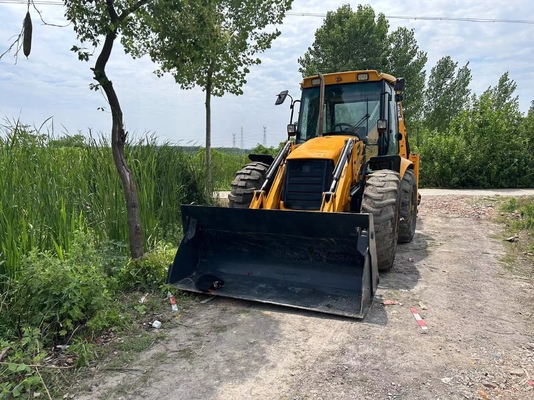 JCB4CX caricatore idraulico usato con motore EPA nel Regno Unito e negli USA