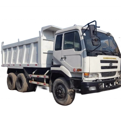 Giappone Original Used Nissan UD 25ton Dump Truck per progetti di costruzione di ingegneria