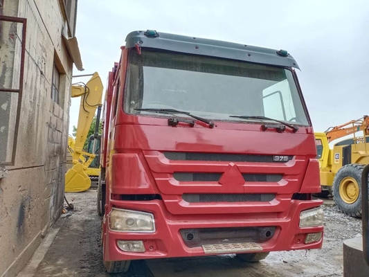 Howo 375 con vernice originale e motore EPA dal Giappone al ristorante