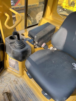 Bulldozer giapponese usato macchina diesel crawler bulldozer D4G con valvola idraulica Liyuan