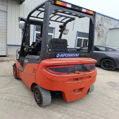 LINDE 2.5 TON Macchina di sollevamento per la costruzione utilizzata con poche ore di lavoro 2500 KG Peso