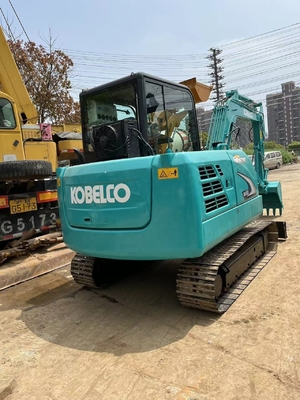 Mini escavatore KOBELCO SK60 usato con orario di lavoro ridotto e cilindro idraulico Parker