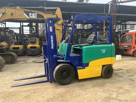 Manipolazione dei container KOMATSU FD30 Mini-Duty Diesel 3 tonnellate con sistema idraulico