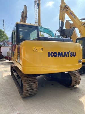 Escavatore di seconda mano da 13 tonnellate KomatsuPc130 con scarse ore di lavoro e capacità di 3M3