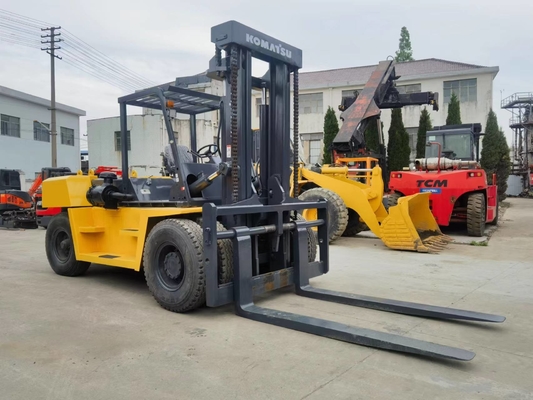 KOMATSU FD150 camion di sollevamento di pallet da 15 tonnellate con e in buone condizioni