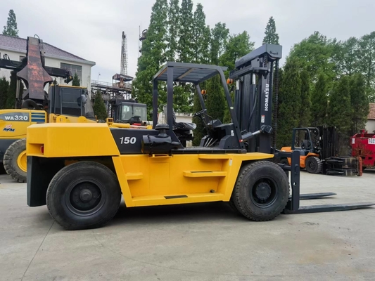 KOMATSU FD150 camion di sollevamento di pallet da 15 tonnellate con e in buone condizioni