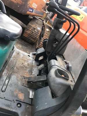 5 tonnellate di mini carrello elevatore diesel KOMATSU FD50 Camionetto di sollevamento di container per impianti di produzione