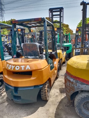 TOYOTA FD25 carrello elevatore diesel pallet lifting camion per alimenti e bevande entro il vostro budget