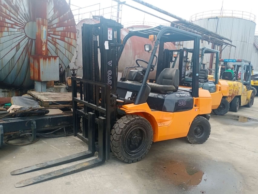 Ottime condizioni di lavoro 3 tonnellate Toyota FD30 Mini carrello elevatore per macchinari pesanti