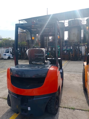Cliente richiesto Giappone HELI FD30 Diesel forklift 3 tonnellate Mini camion di sollevamento di seconda mano
