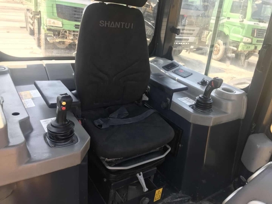 Bulldozer CAT D5K a prezzi accessibili Originale e prestazioni per lavori di costruzione