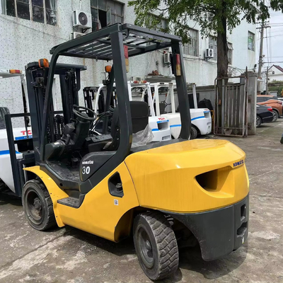 2022 Komatsu 3T carrello elevatore in ottime condizioni con poche ore di lavoro