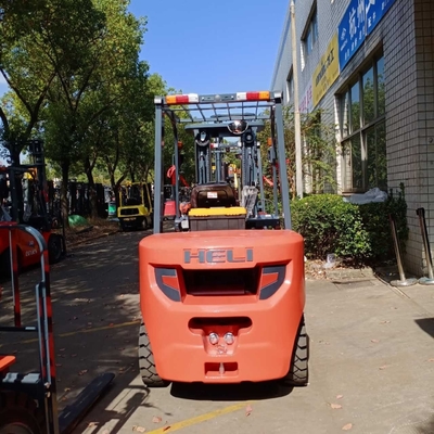 Forklift da 3 tonnellate FD30 con 3 alberi automatico/manuale utilizzato Giappone Elicottero in ottime condizioni