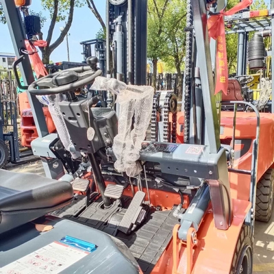 Forklift da 3 tonnellate FD30 con 3 alberi automatico/manuale utilizzato Giappone Elicottero in ottime condizioni