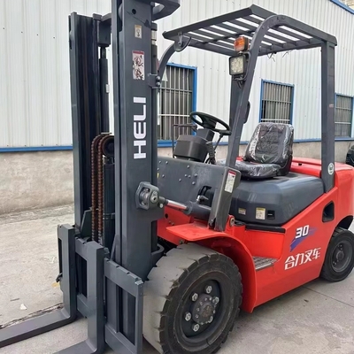 Camioni elevatori a forchetta a diesel da 3 t e 3 tappe da 2,5 t, 3 t, 3,5 t, 4 t, 5 t, 16 t e 30 t