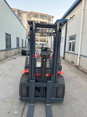 Camioni elevatori a forchetta a diesel da 3 t e 3 tappe da 2,5 t, 3 t, 3,5 t, 4 t, 5 t, 16 t e 30 t